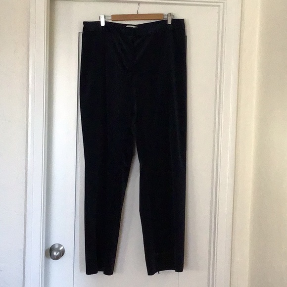 St. John size 16 navy velvet pants. NWOT - Picture 3 of 6